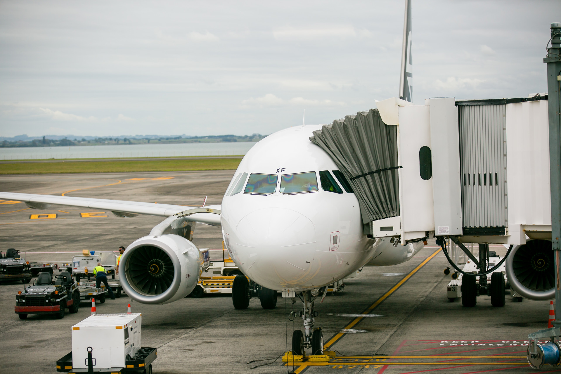 吉祥航空：2018年实现营收143.66亿元 同比增长15.75%