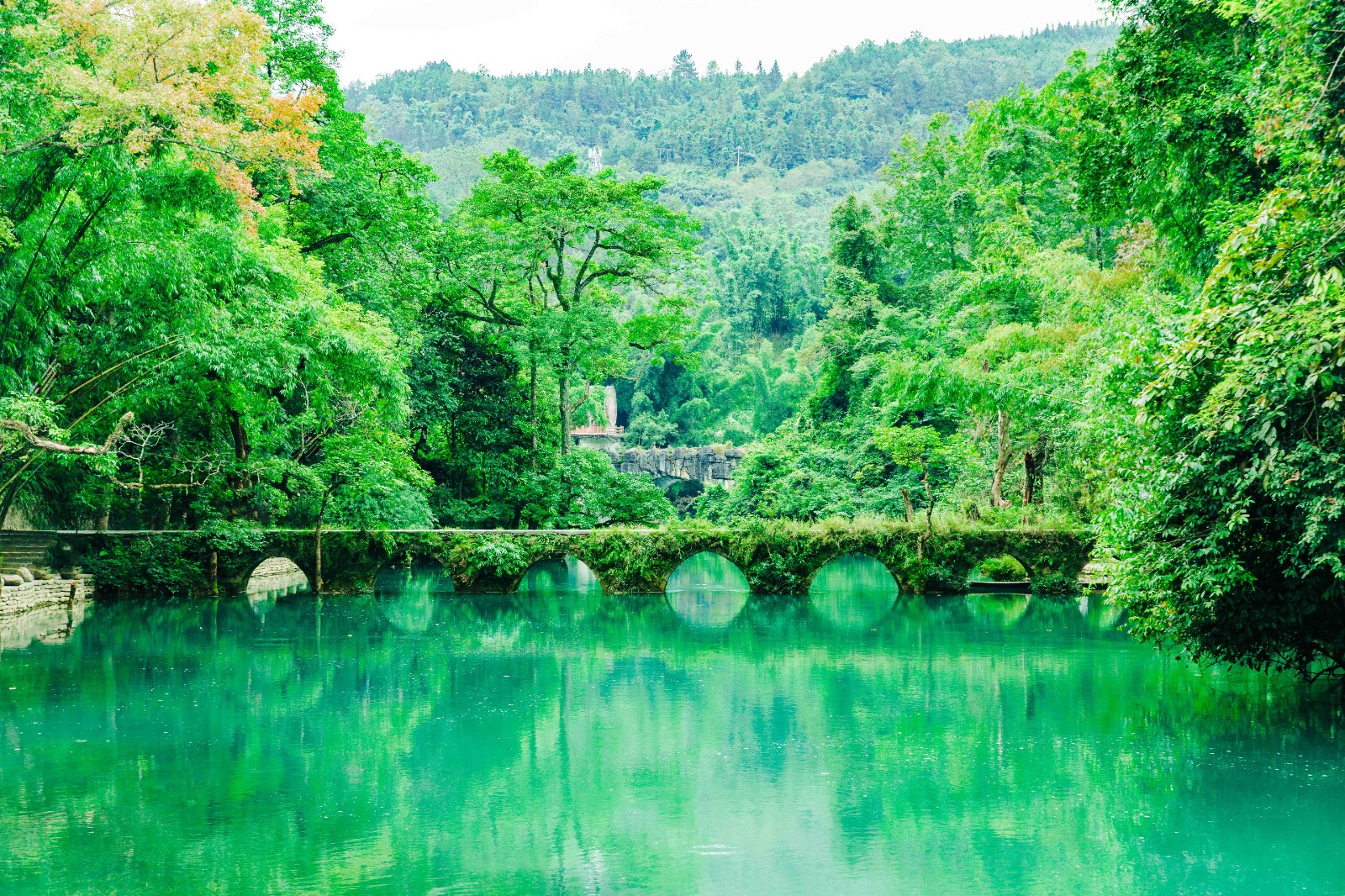 广州塔公司与湛江旅控集团签署景区运营管理合作协议